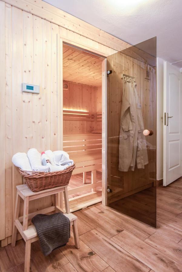 Spacious 3 Bedroom Family Oasis With Sauna, 20 Min From Warsaw Piaseczno  Bagian luar foto
