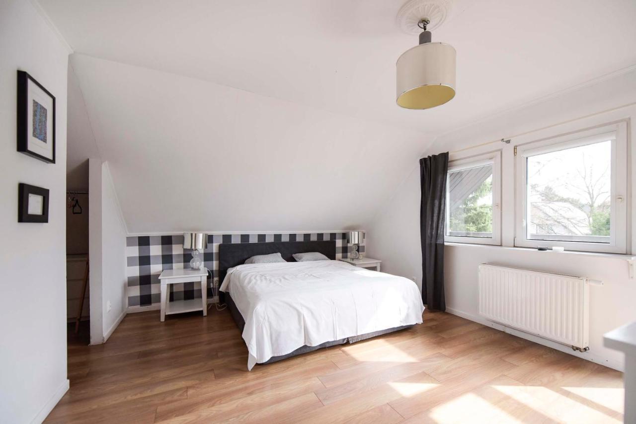 Spacious 3 Bedroom Family Oasis With Sauna, 20 Min From Warsaw Piaseczno  Bagian luar foto