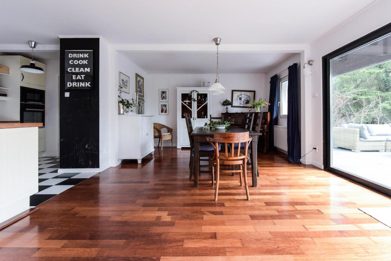 Spacious 3 Bedroom Family Oasis With Sauna, 20 Min From Warsaw Piaseczno  Bagian luar foto