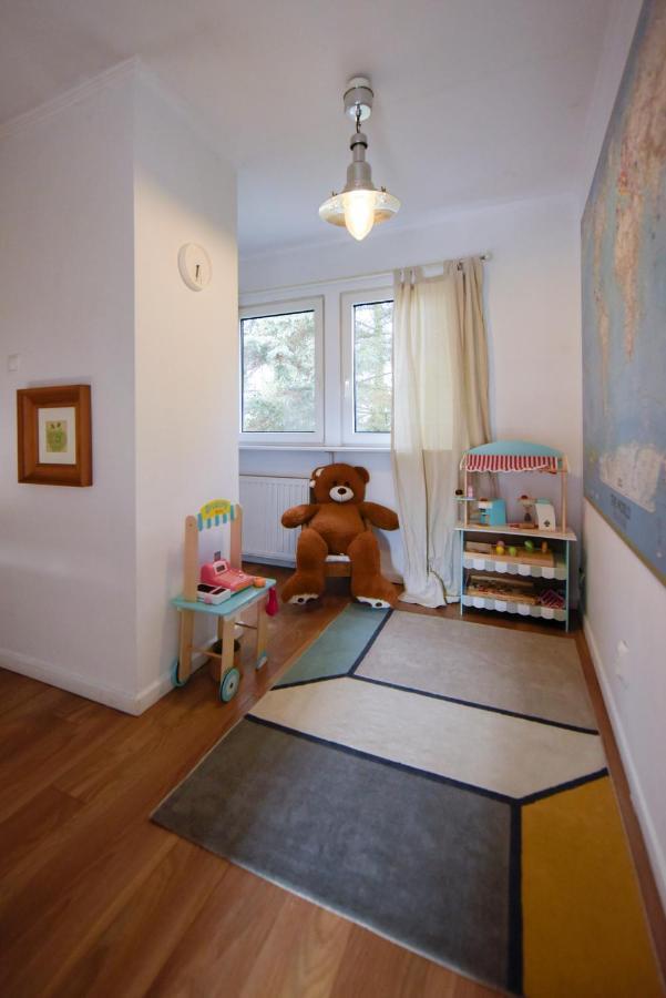 Spacious 3 Bedroom Family Oasis With Sauna, 20 Min From Warsaw Piaseczno  Bagian luar foto