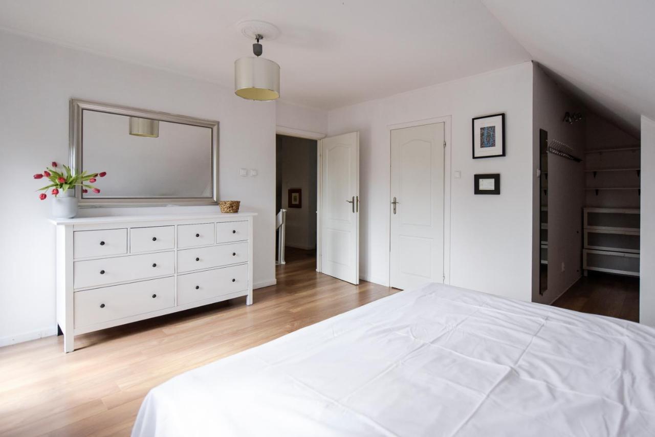 Spacious 3 Bedroom Family Oasis With Sauna, 20 Min From Warsaw Piaseczno  Bagian luar foto