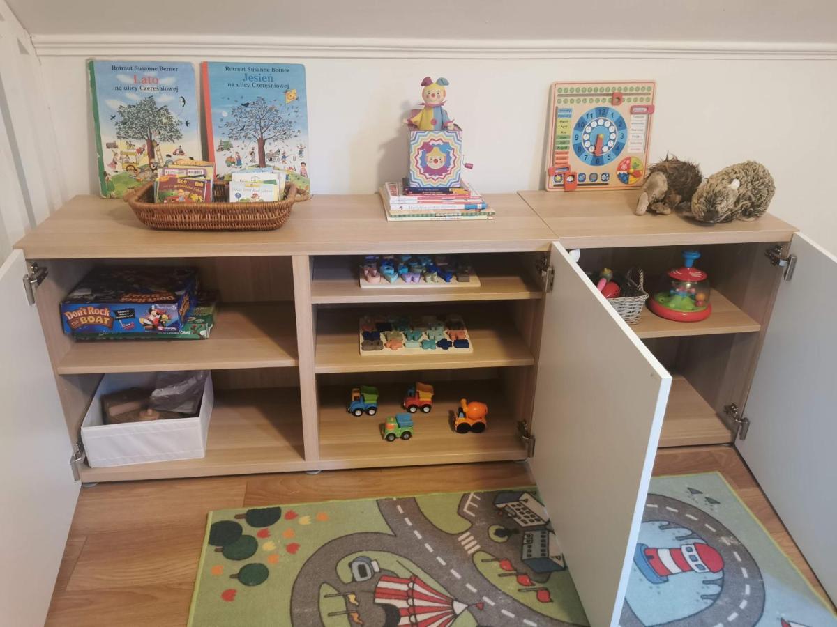 Spacious 3 Bedroom Family Oasis With Sauna, 20 Min From Warsaw Piaseczno  Bagian luar foto